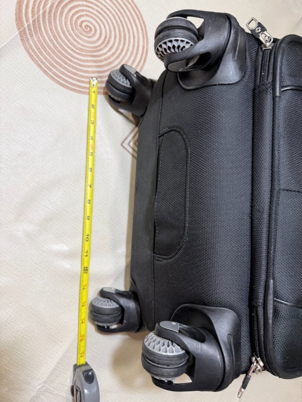 Samsonite Black Rolling Travel Garment Bag with Front Pocket - Picture 3 of 12